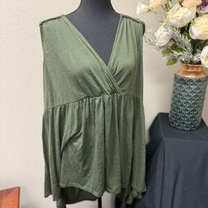 Torrid Olive Green Sleeveless Babydoll Top – Size 5 (4X/5X)